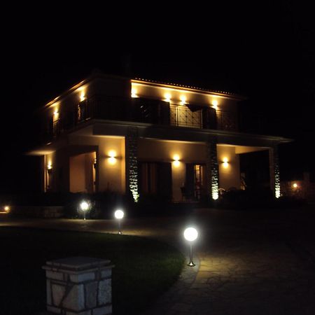 Villa Nostos โคโรนิ ภายนอก รูปภาพ