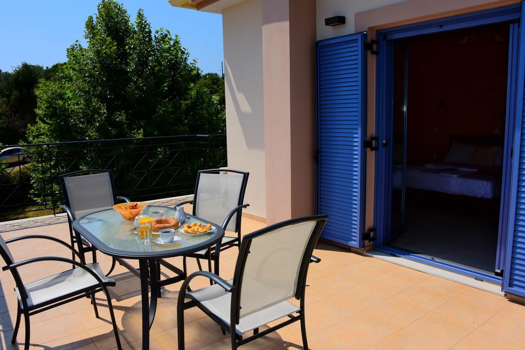 Villa Nostos โคโรนิ ภายนอก รูปภาพ