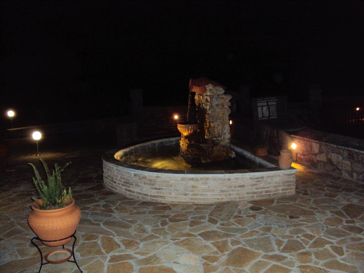 Villa Nostos โคโรนิ ภายนอก รูปภาพ